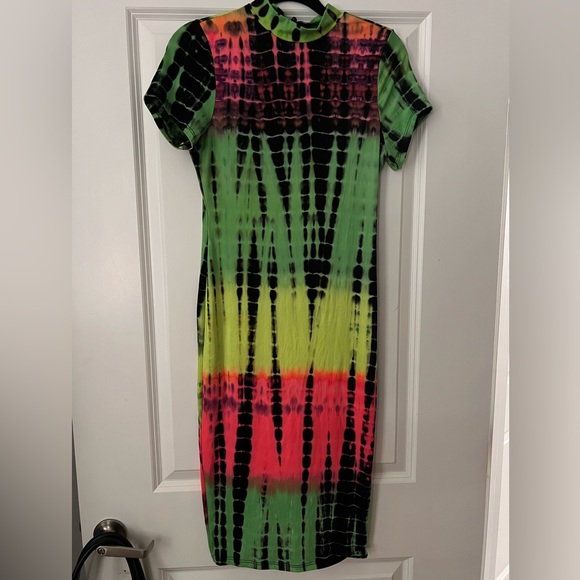 Blurred Lines Tie Dye Midi Dress - Multi Color - Picture 3 of 4